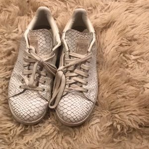 patterned stan smiths